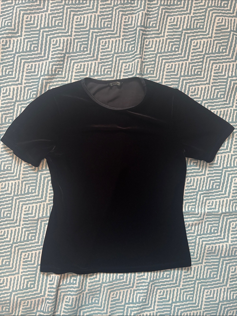90’s Vintage Classic Black Velvet Short-Sleeve Top